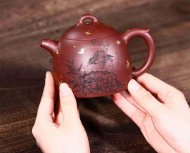 《秦權(quán)灑金》