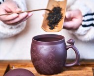 靈猴獻(xiàn)瑞杯