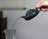 高工佳作【線圓】 泥料：原礦民國綠