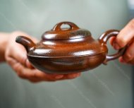 獨(dú)家首發(fā)，品名：線圓。泥料：極品紫泥（